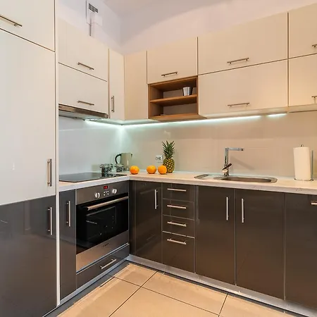 Rent Like - Chlodna 15 Apartment *